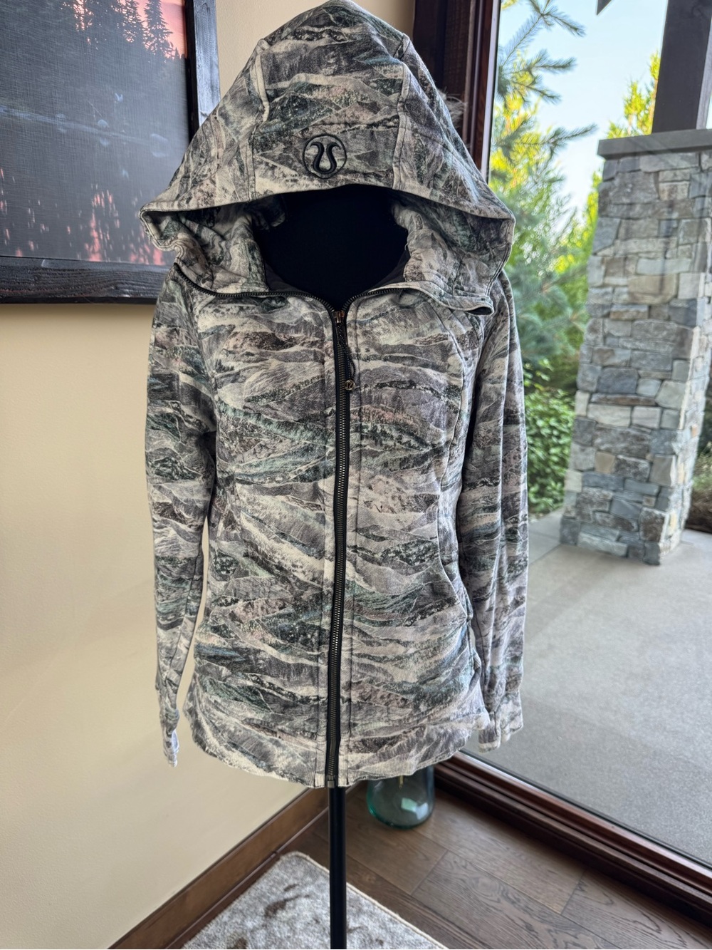 Lululemon Scuba Full Zip Hoodie Mountain Camo Print sz8